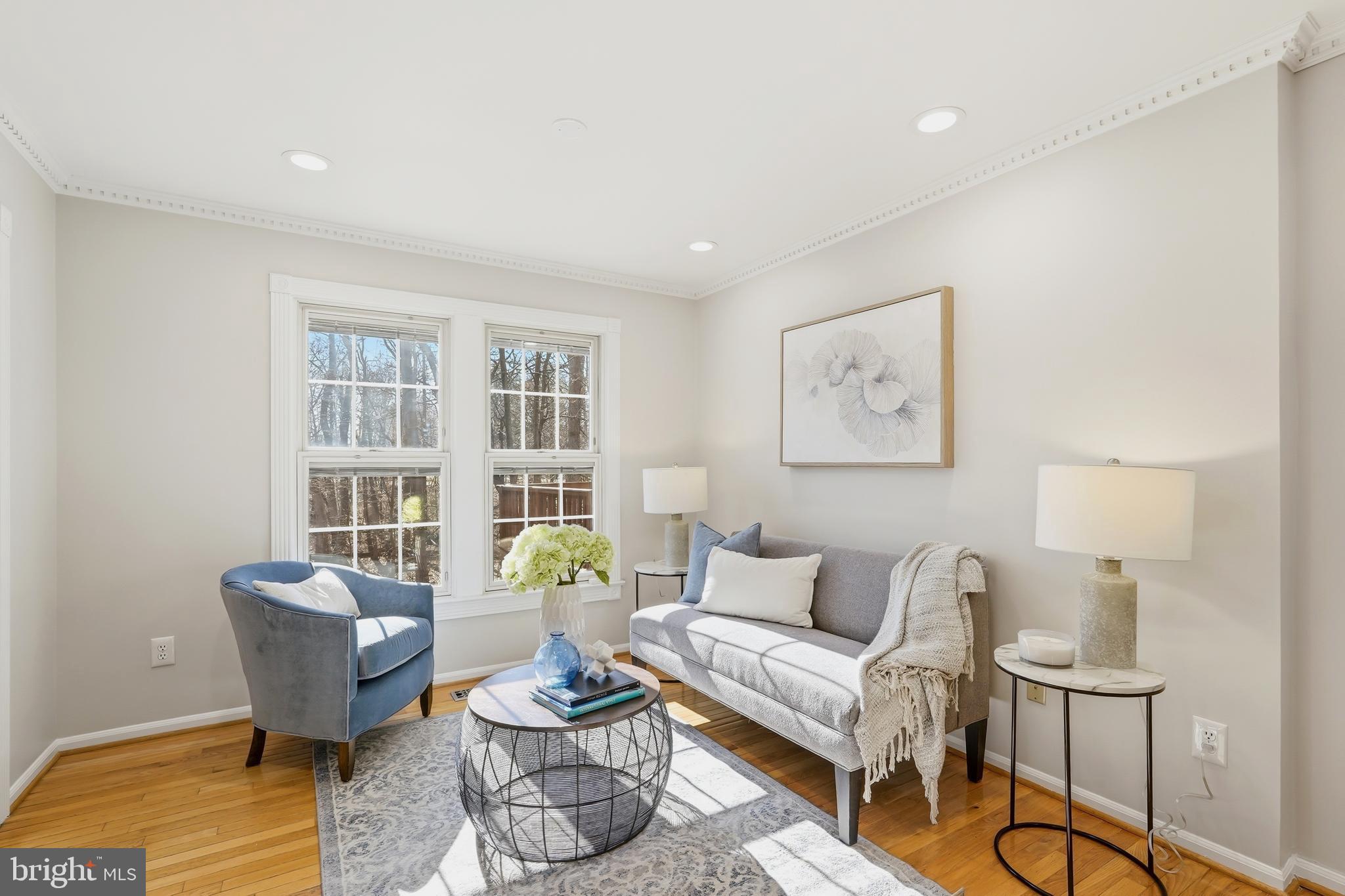 WINDSOR PARK - Residential