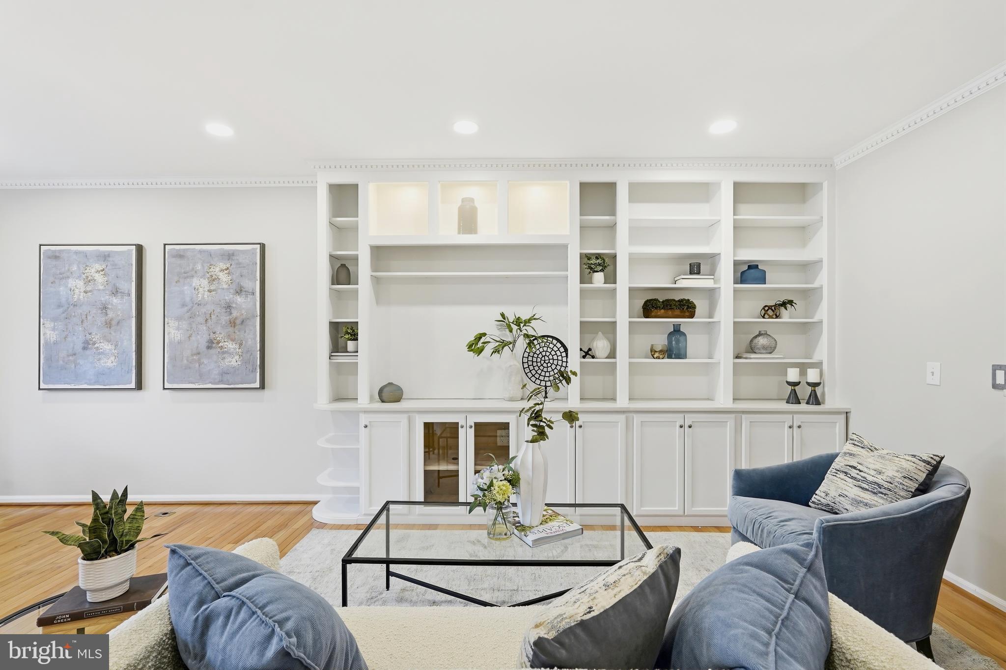 WINDSOR PARK - Residential