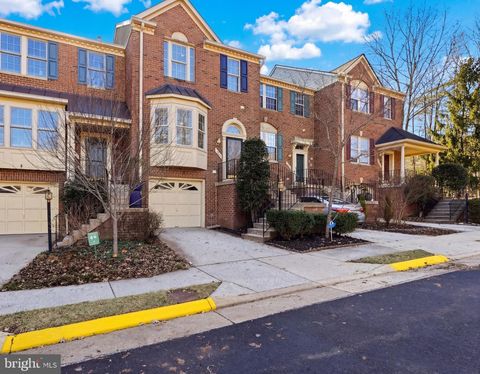 1472 PARK GARDEN LANE RESTON VA 20194