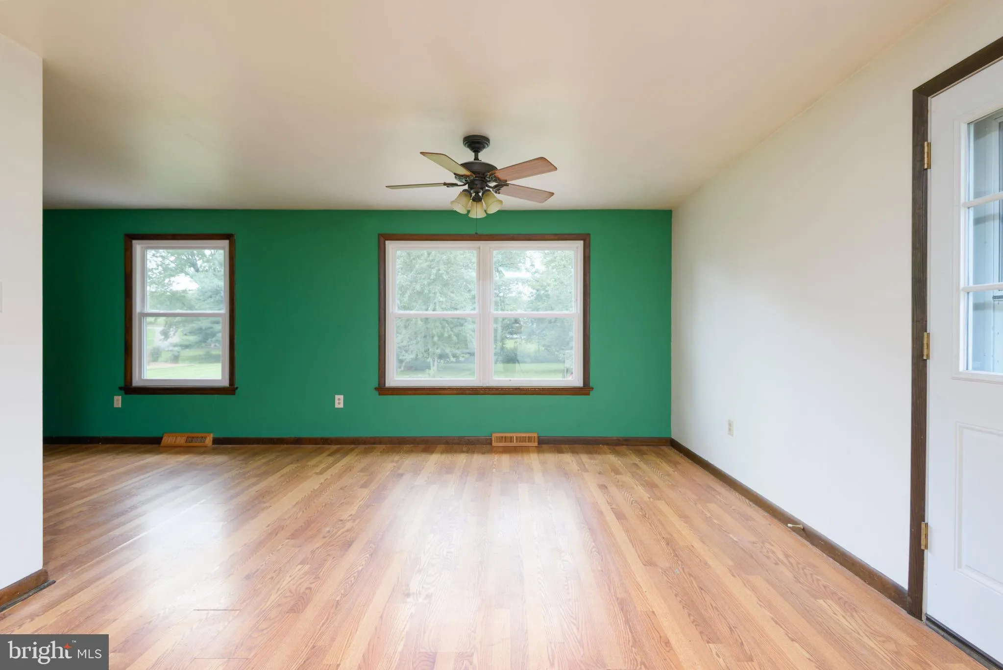 Quarryville, Pennsylvania 17566, United States, 3 Bedrooms Bedrooms, ,2 BathroomsBathrooms,Residential,Pending,200686