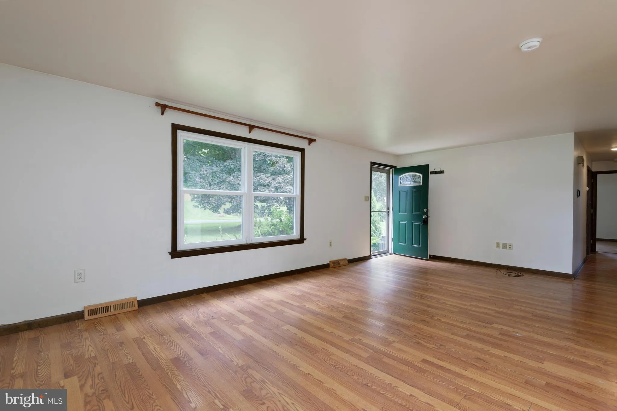 Quarryville, Pennsylvania 17566, United States, 3 Bedrooms Bedrooms, ,2 BathroomsBathrooms,Residential,Pending,200686