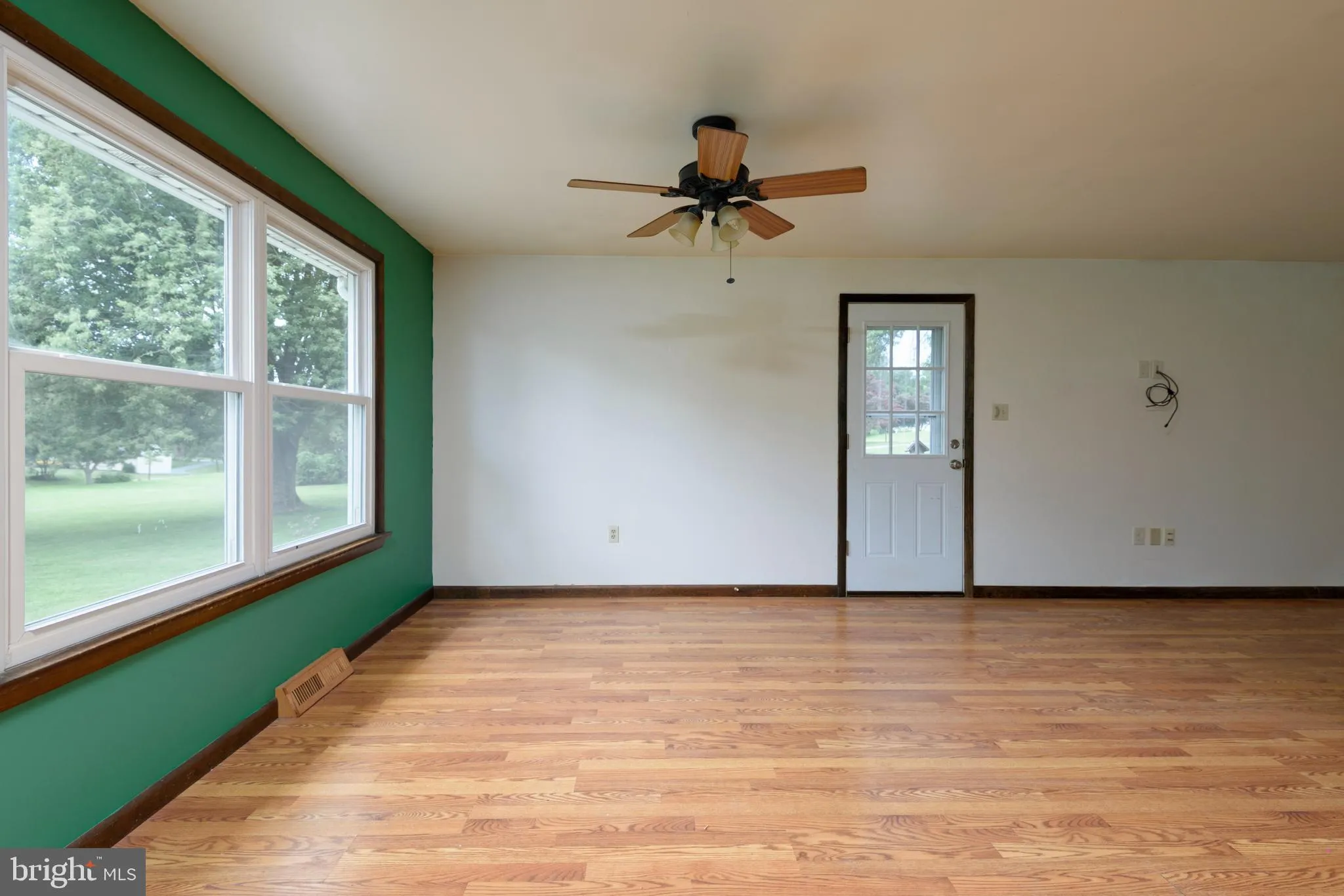 Quarryville, Pennsylvania 17566, United States, 3 Bedrooms Bedrooms, ,2 BathroomsBathrooms,Residential,Pending,200686