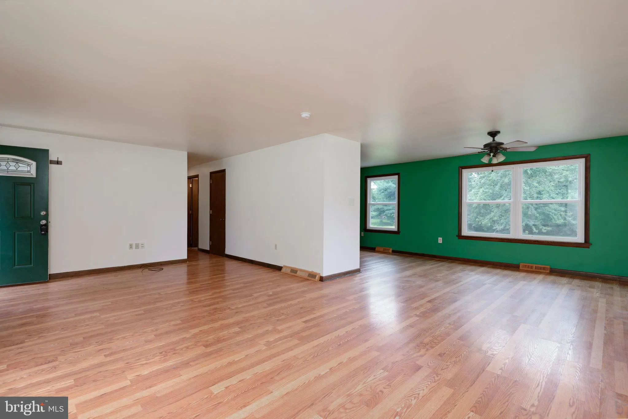 Quarryville, Pennsylvania 17566, United States, 3 Bedrooms Bedrooms, ,2 BathroomsBathrooms,Residential,Pending,200686