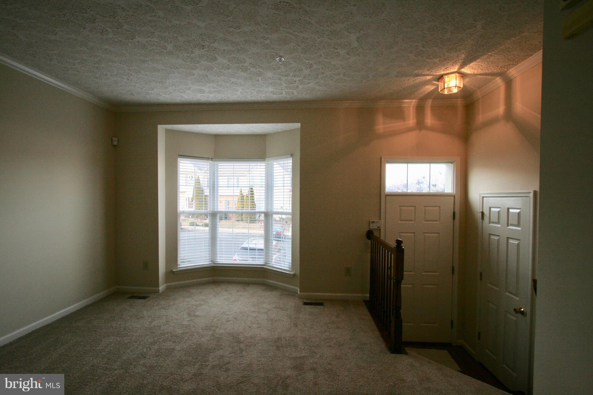 CONSTANT FRIENDSHIP - Residential Lease