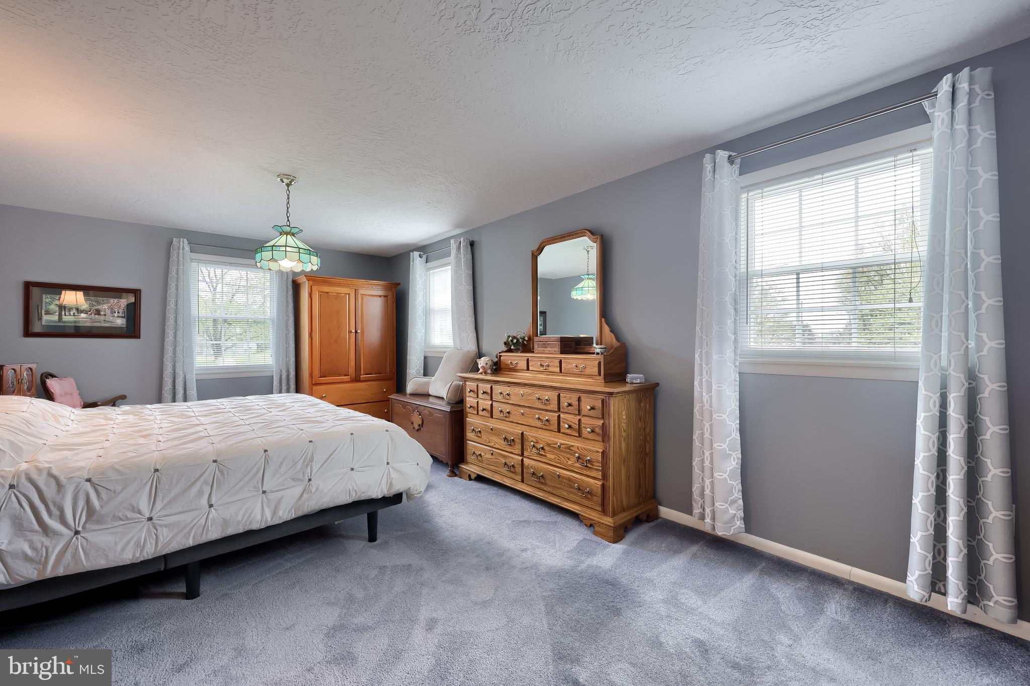 NORTHVIEW - Residential