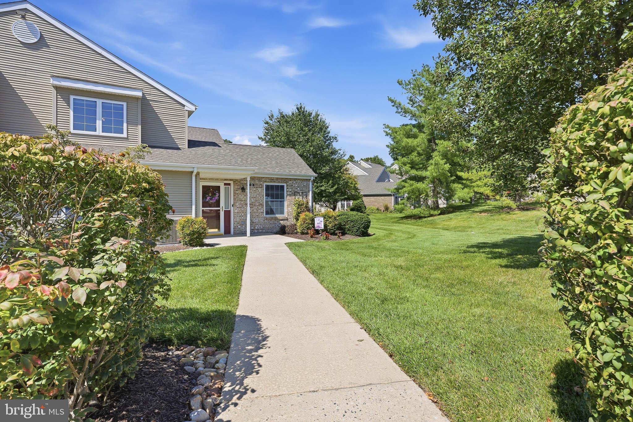 4 COLEFAX COURT