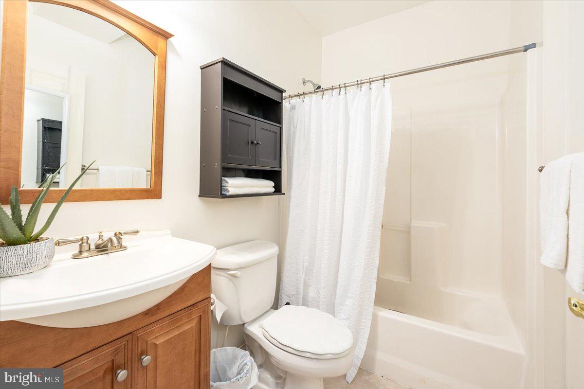 WOODSYDE ESTATES - Residential