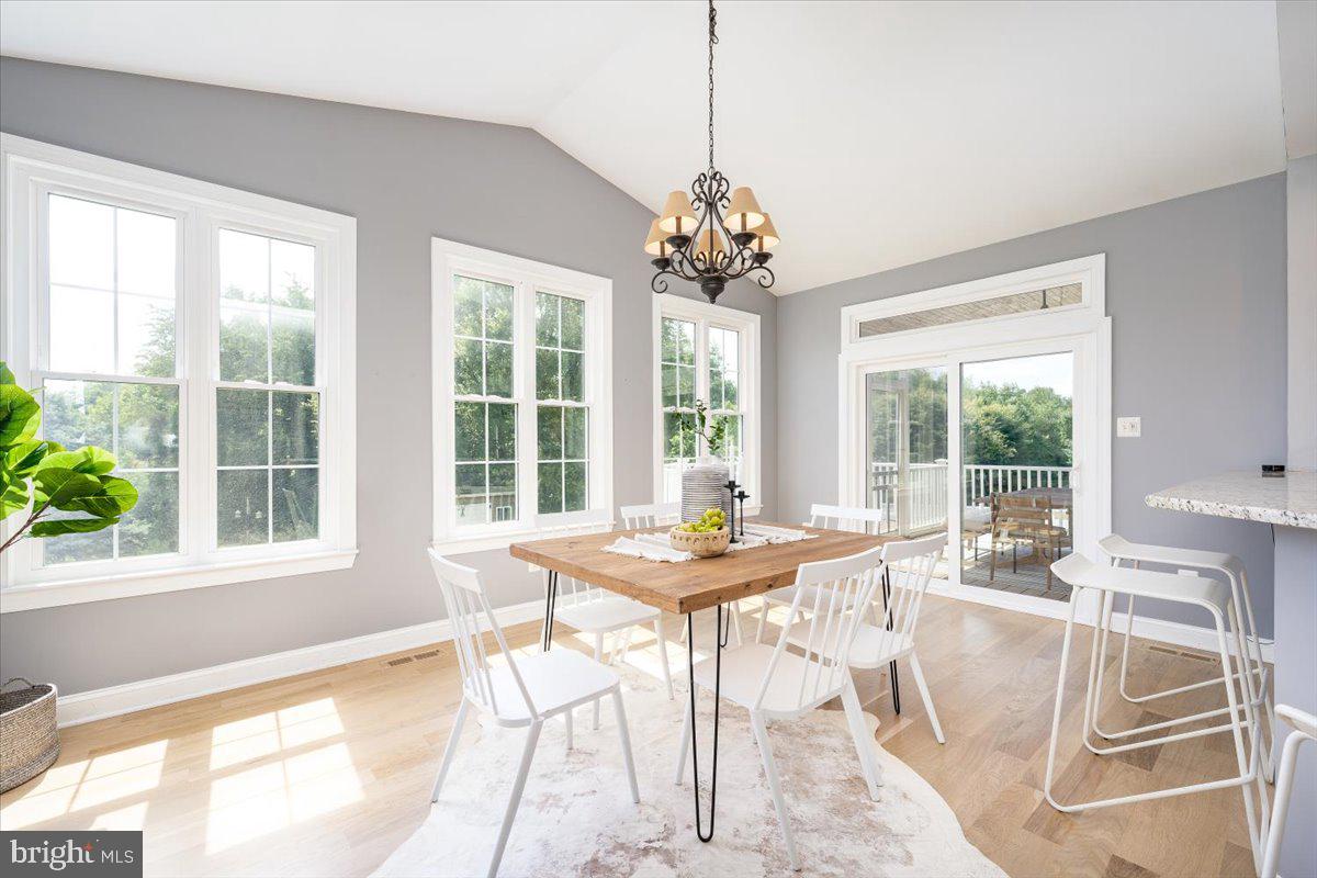 WOODSYDE ESTATES - Residential