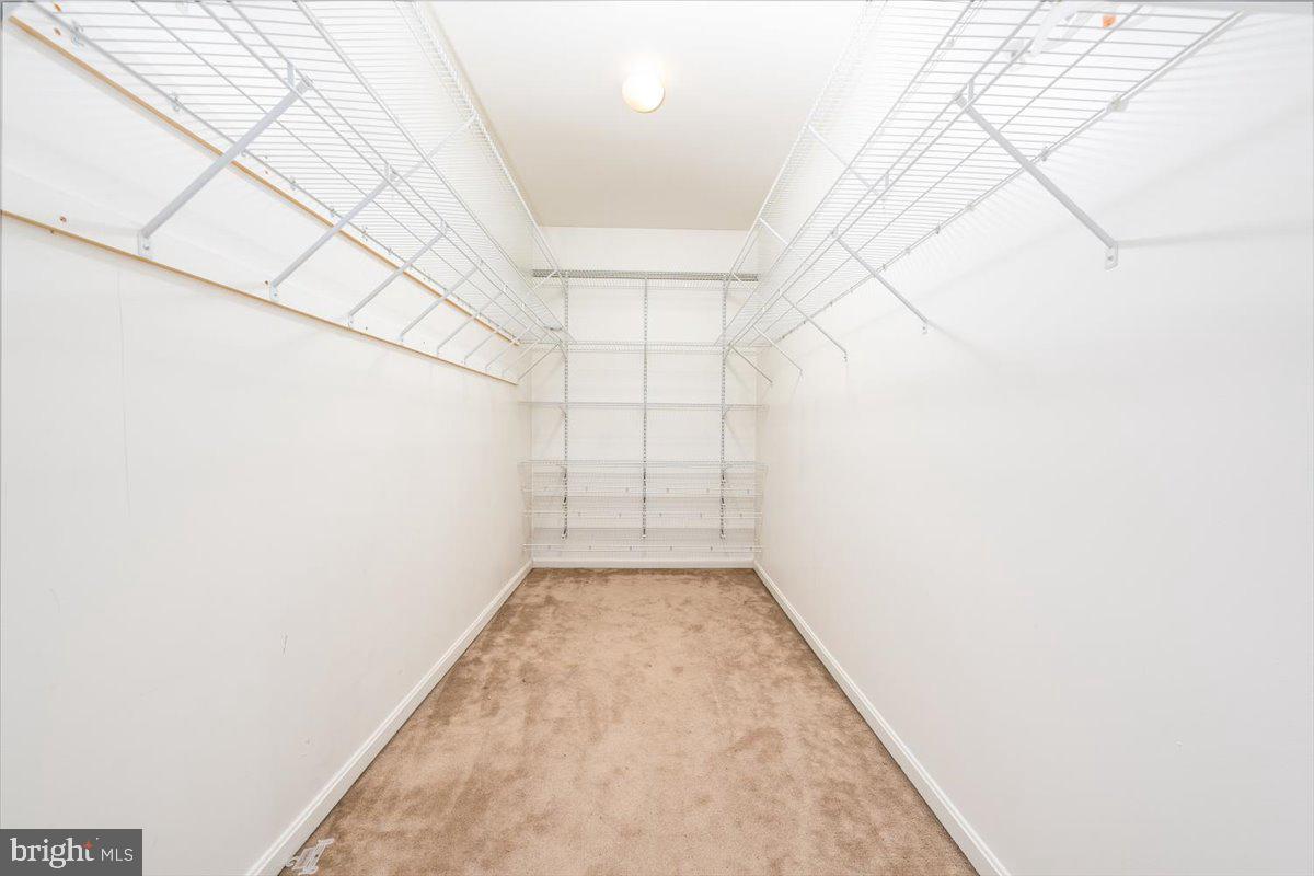 WOODSYDE ESTATES - Residential