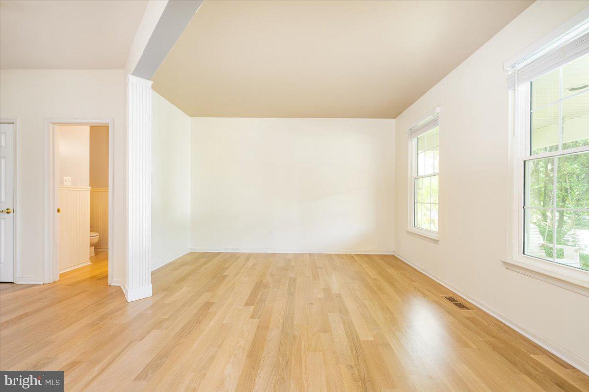 WOODSYDE ESTATES - Residential