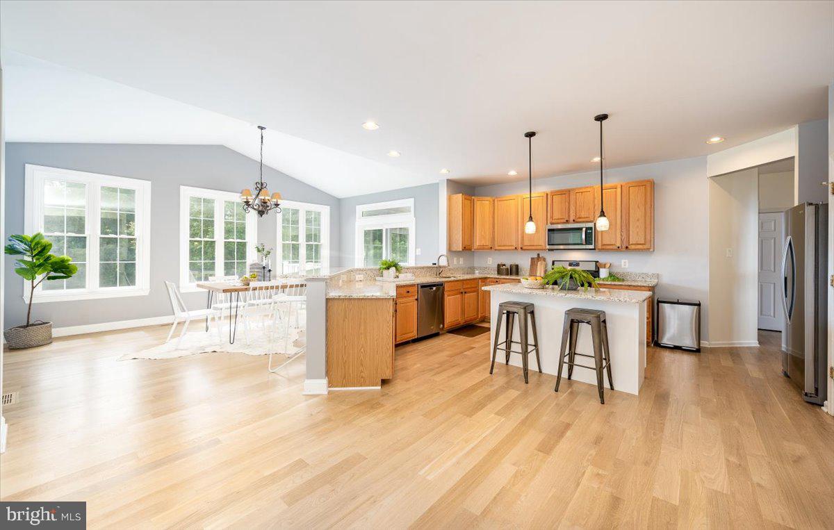 WOODSYDE ESTATES - Residential