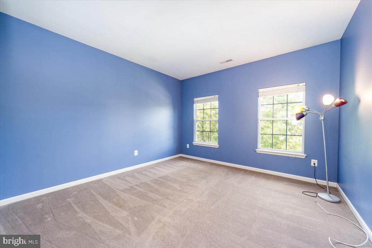 WOODSYDE ESTATES - Residential