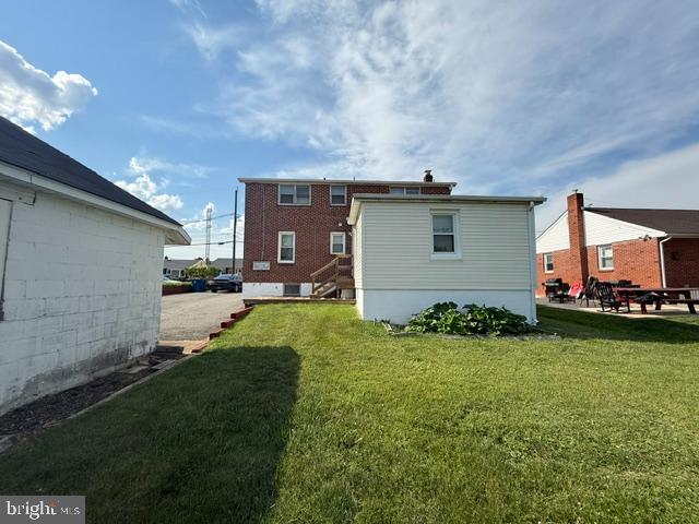 310 SILVERBROOK DRIVE