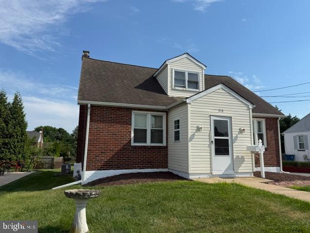 310 SILVERBROOK DRIVE