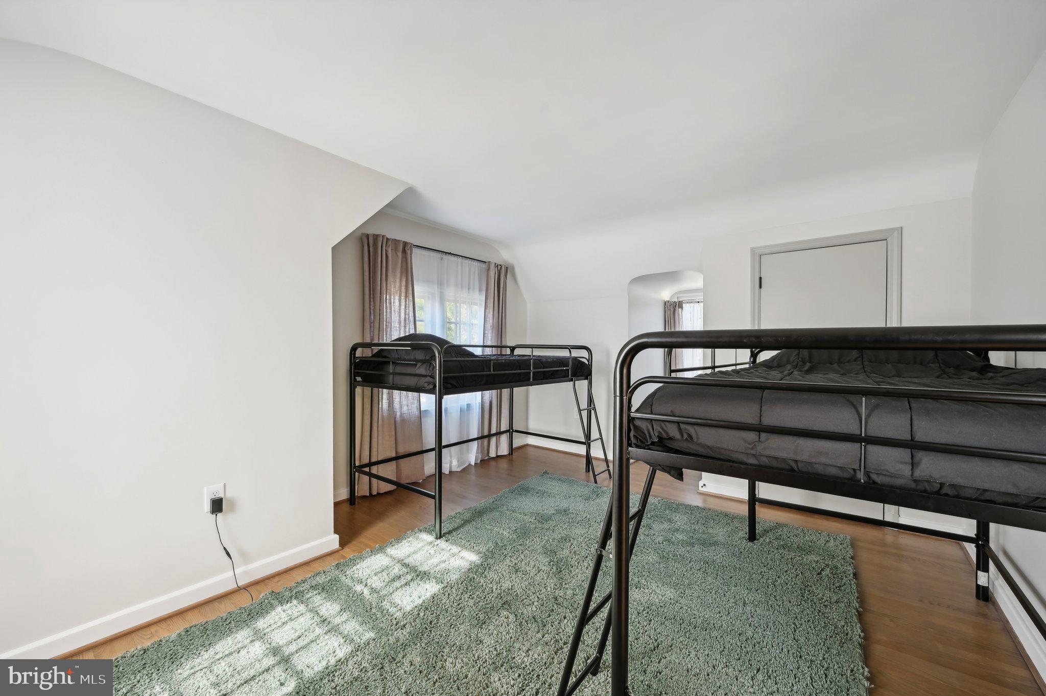 GRAHAM PLACE - Residential