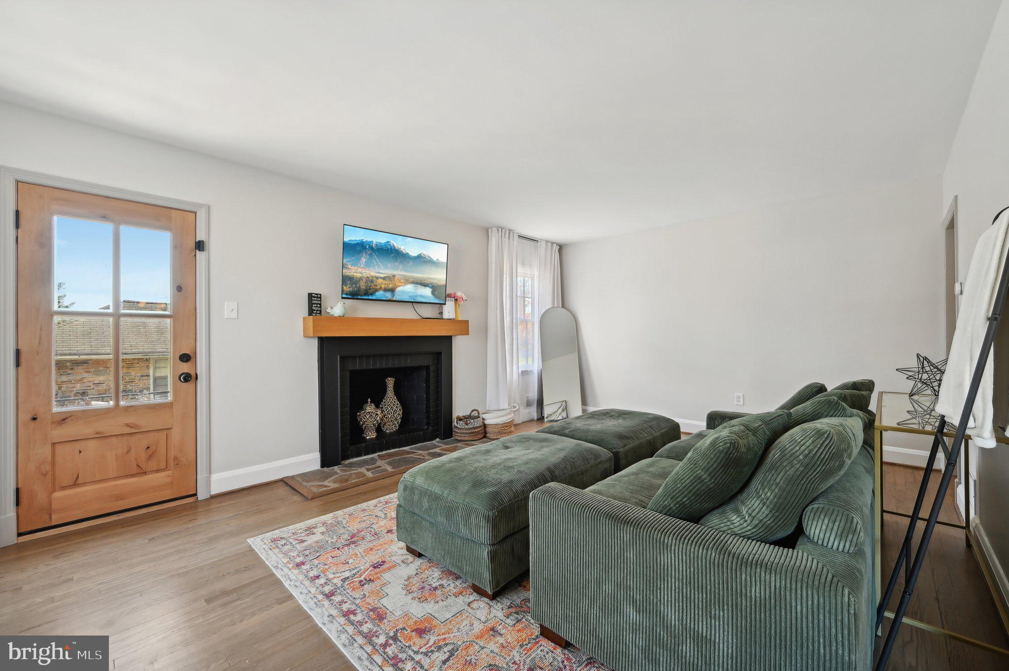 GRAHAM PLACE - Residential