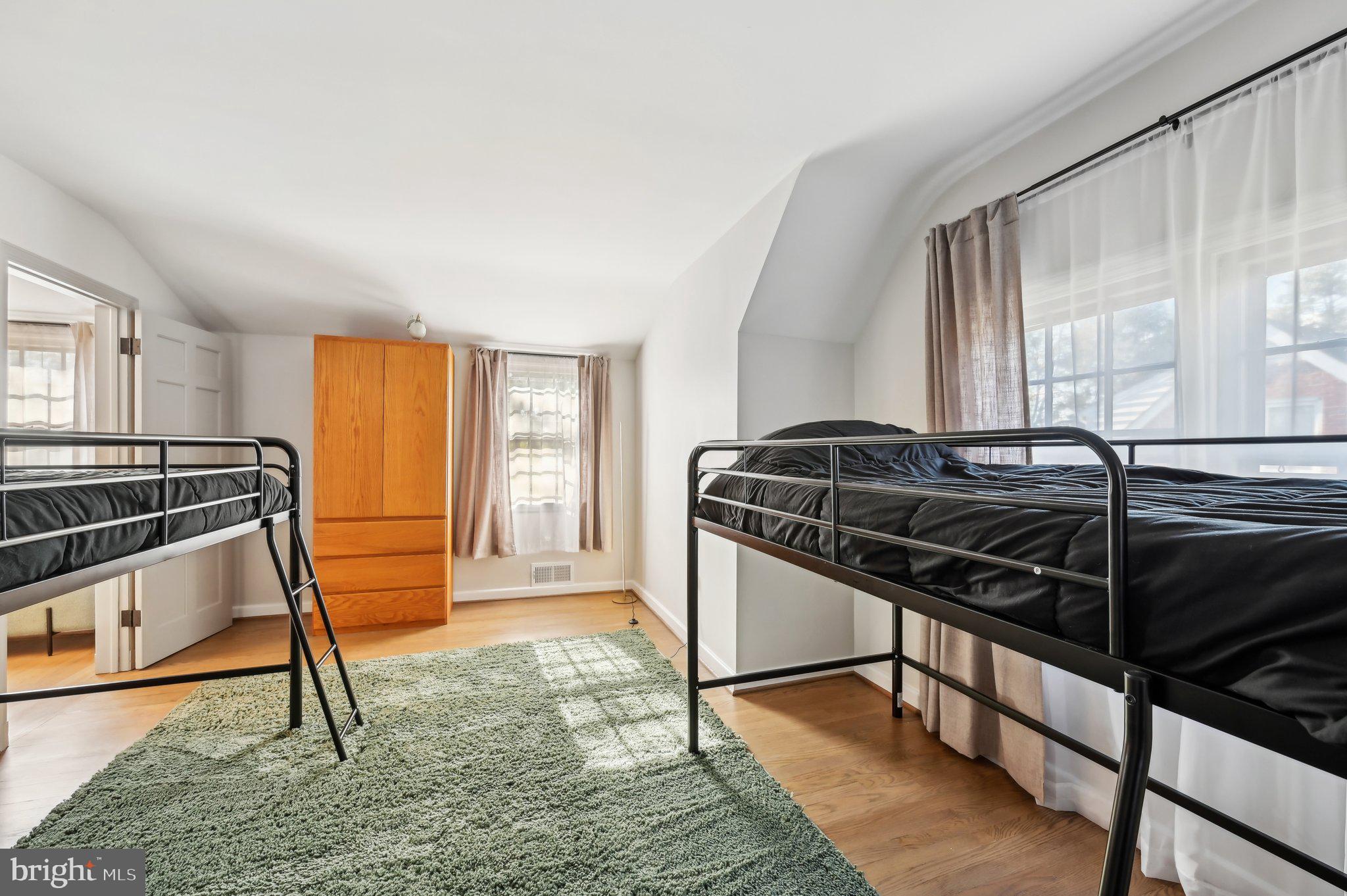 GRAHAM PLACE - Residential