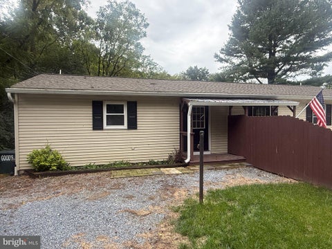 Homes For Rent - 266-A N 11th Street<br/> Lancaster County, AKRON, PA 17501