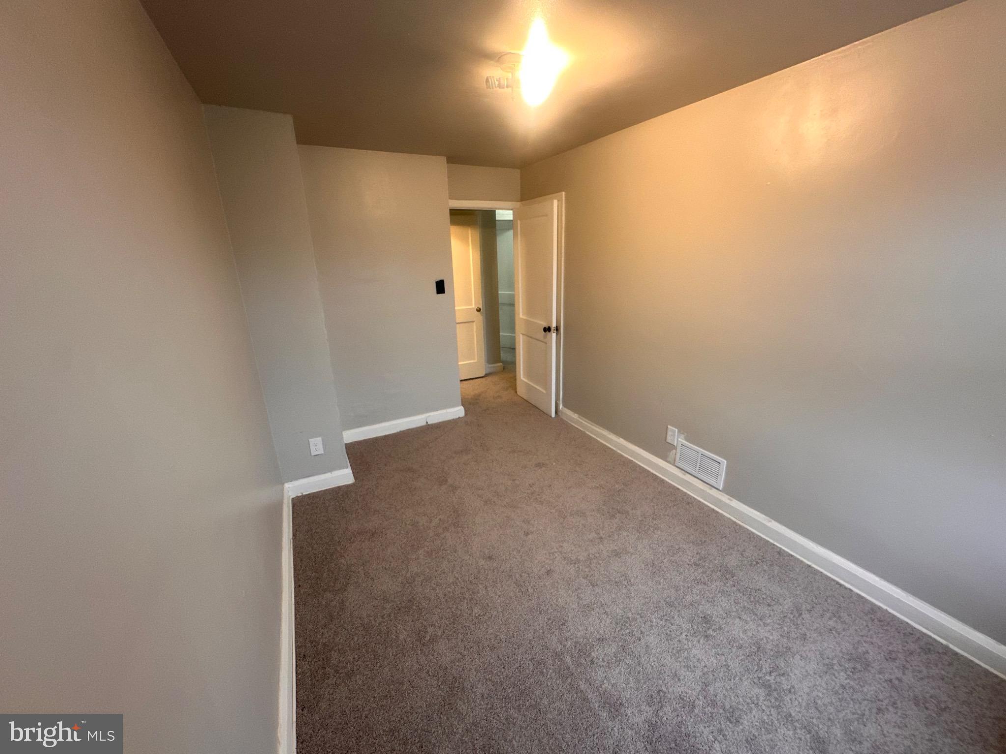 YALE HEIGHTS - Residential