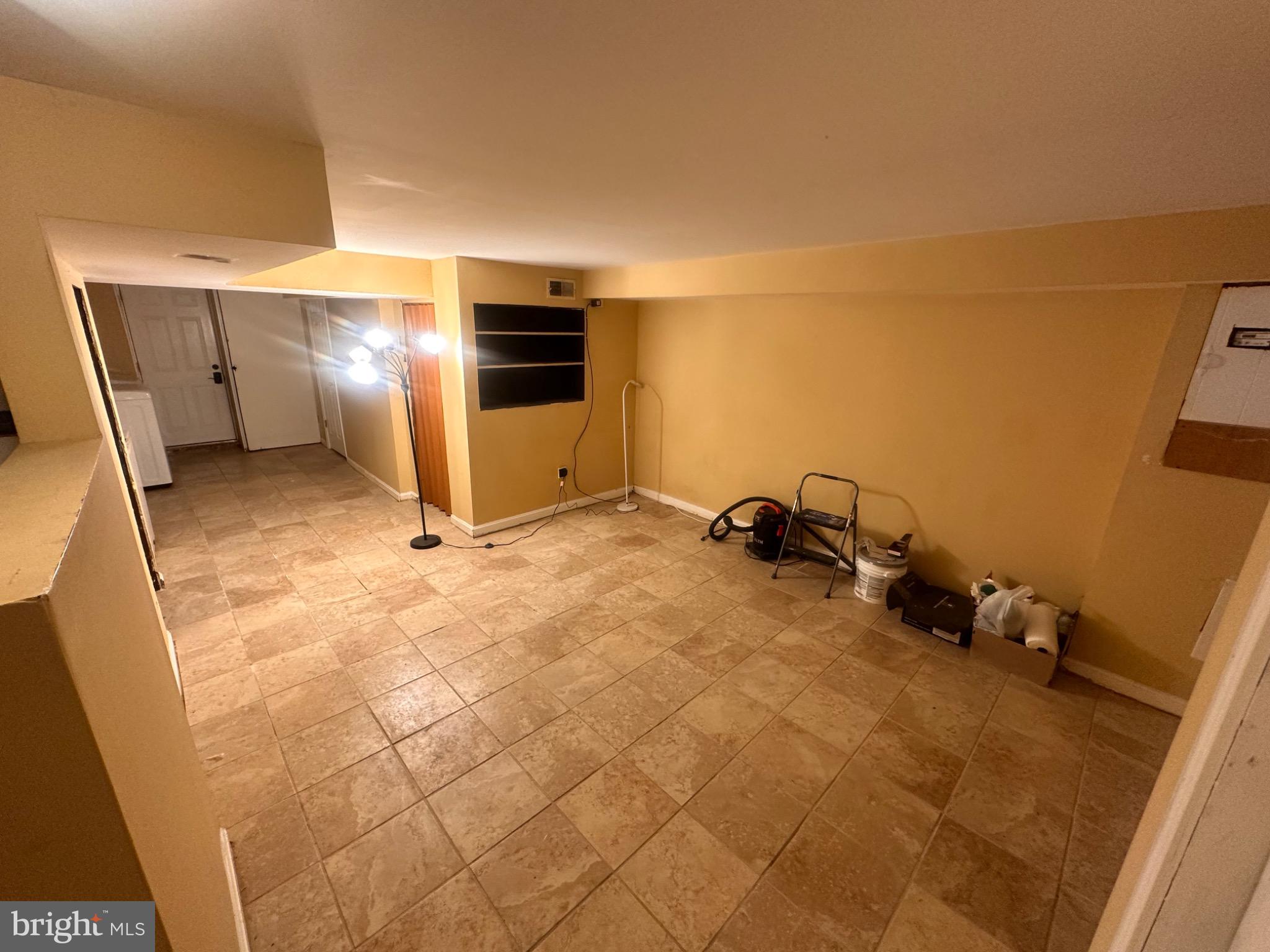 YALE HEIGHTS - Residential