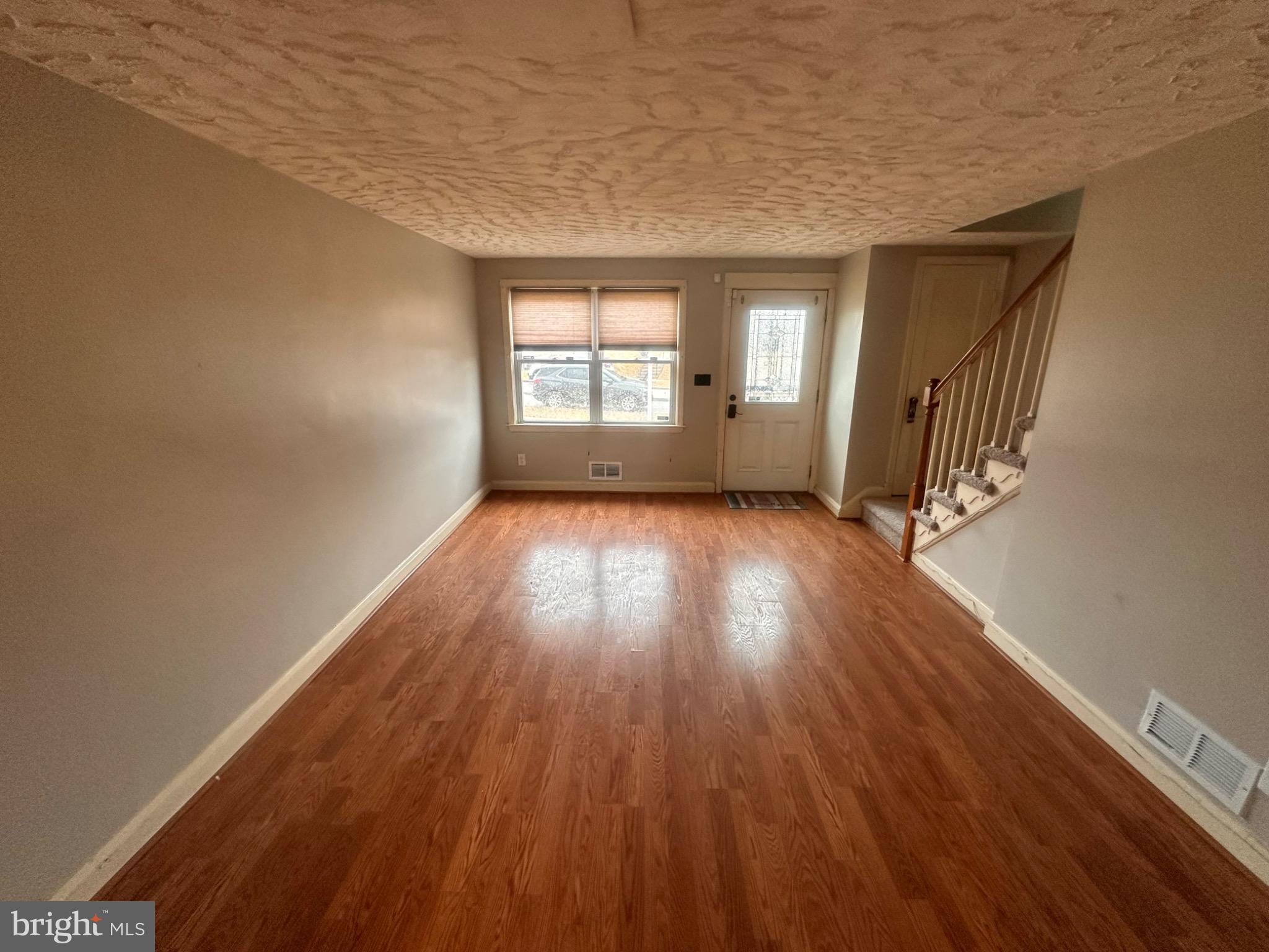 YALE HEIGHTS - Residential