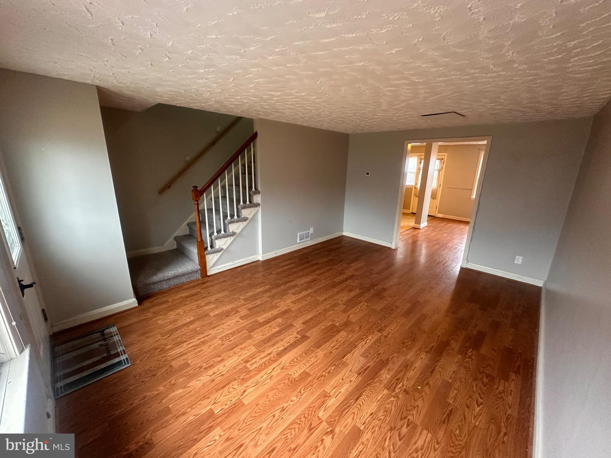 YALE HEIGHTS - Residential