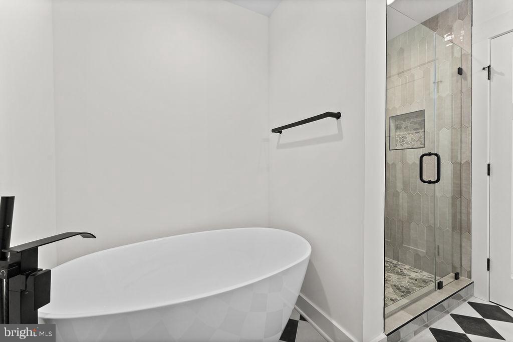 FRAZERS LANDING - Residential