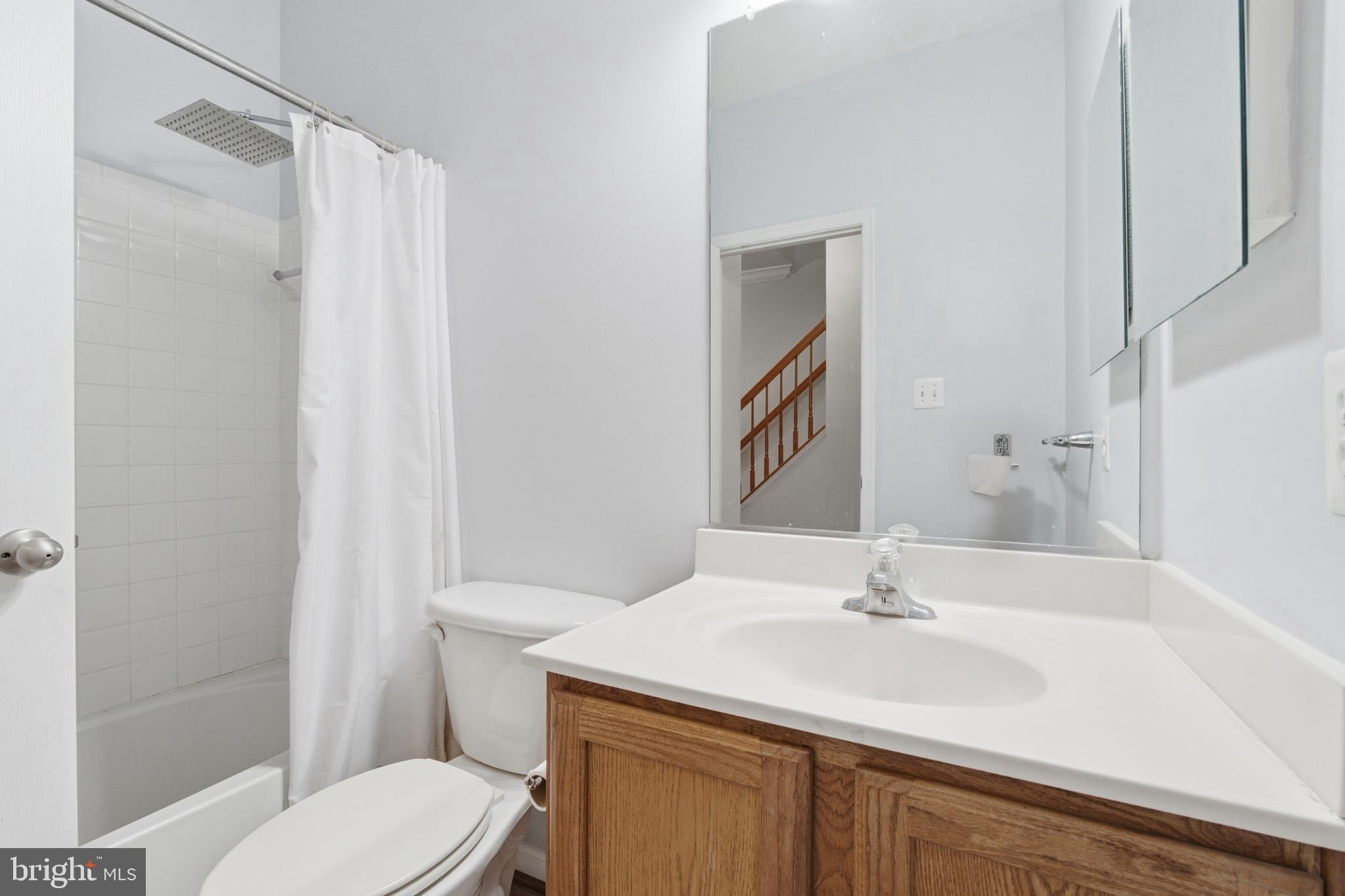 GREENWAY VILLAGE - Residential Lease