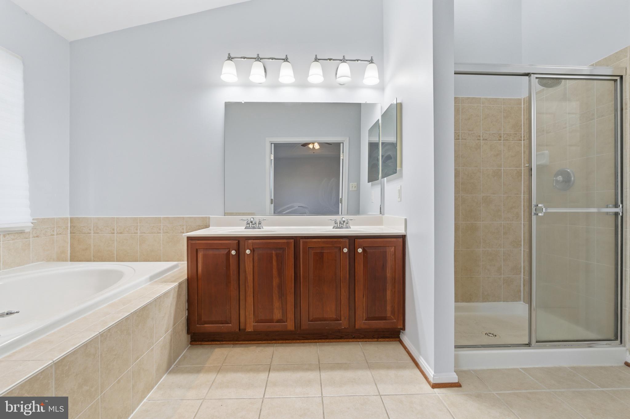 GREENWAY VILLAGE - Residential Lease