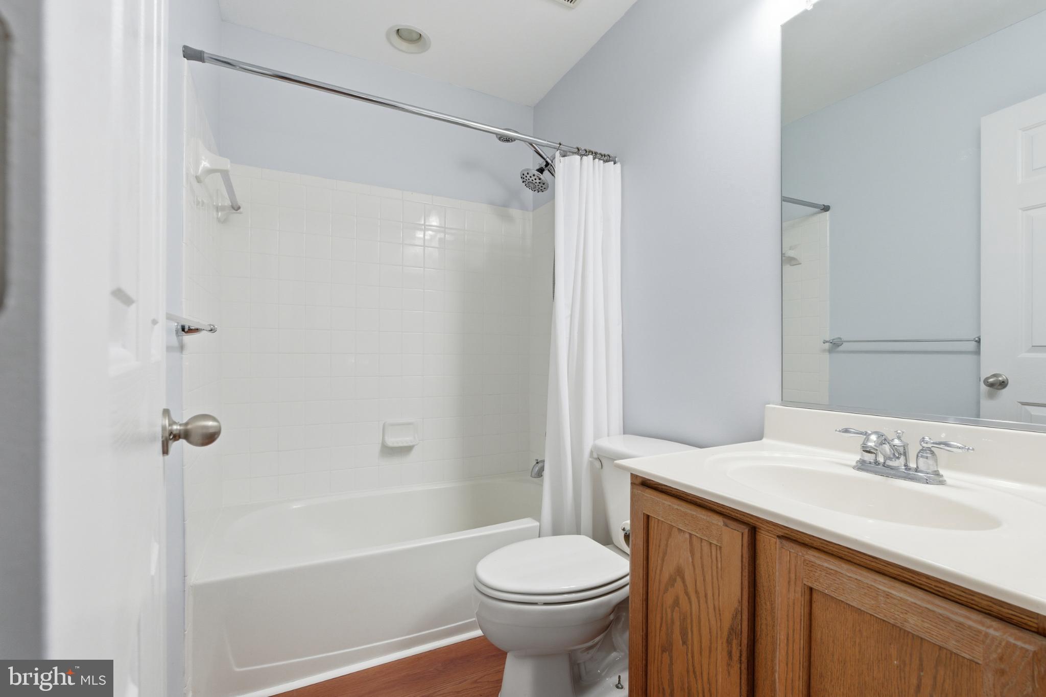 GREENWAY VILLAGE - Residential Lease