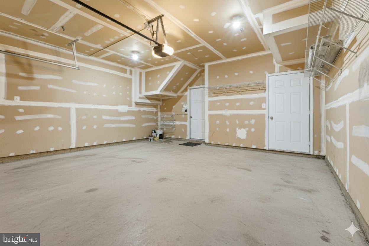 GREENWAY VILLAGE - Residential Lease