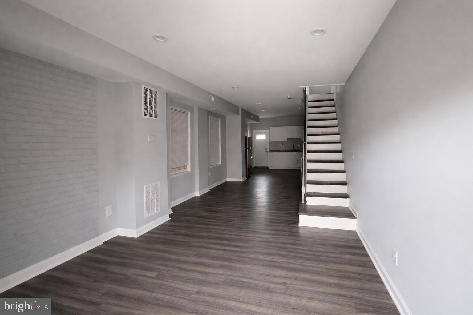 CLIFTON PARK - Residential