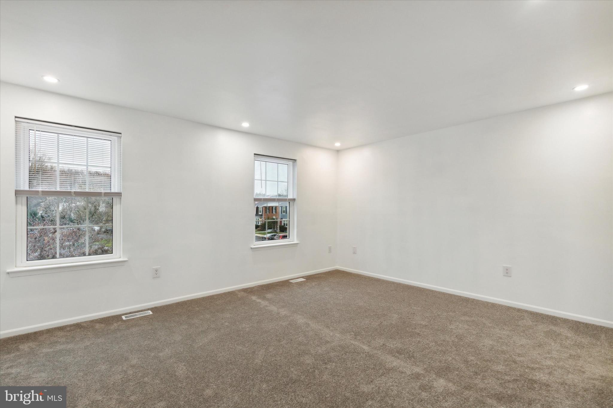 ARROWHEAD - Residential Lease