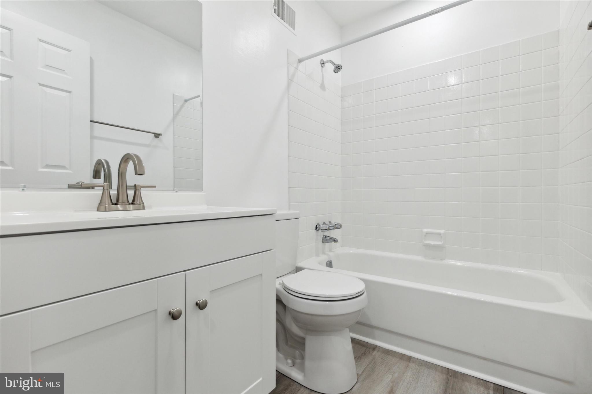 ARROWHEAD - Residential Lease