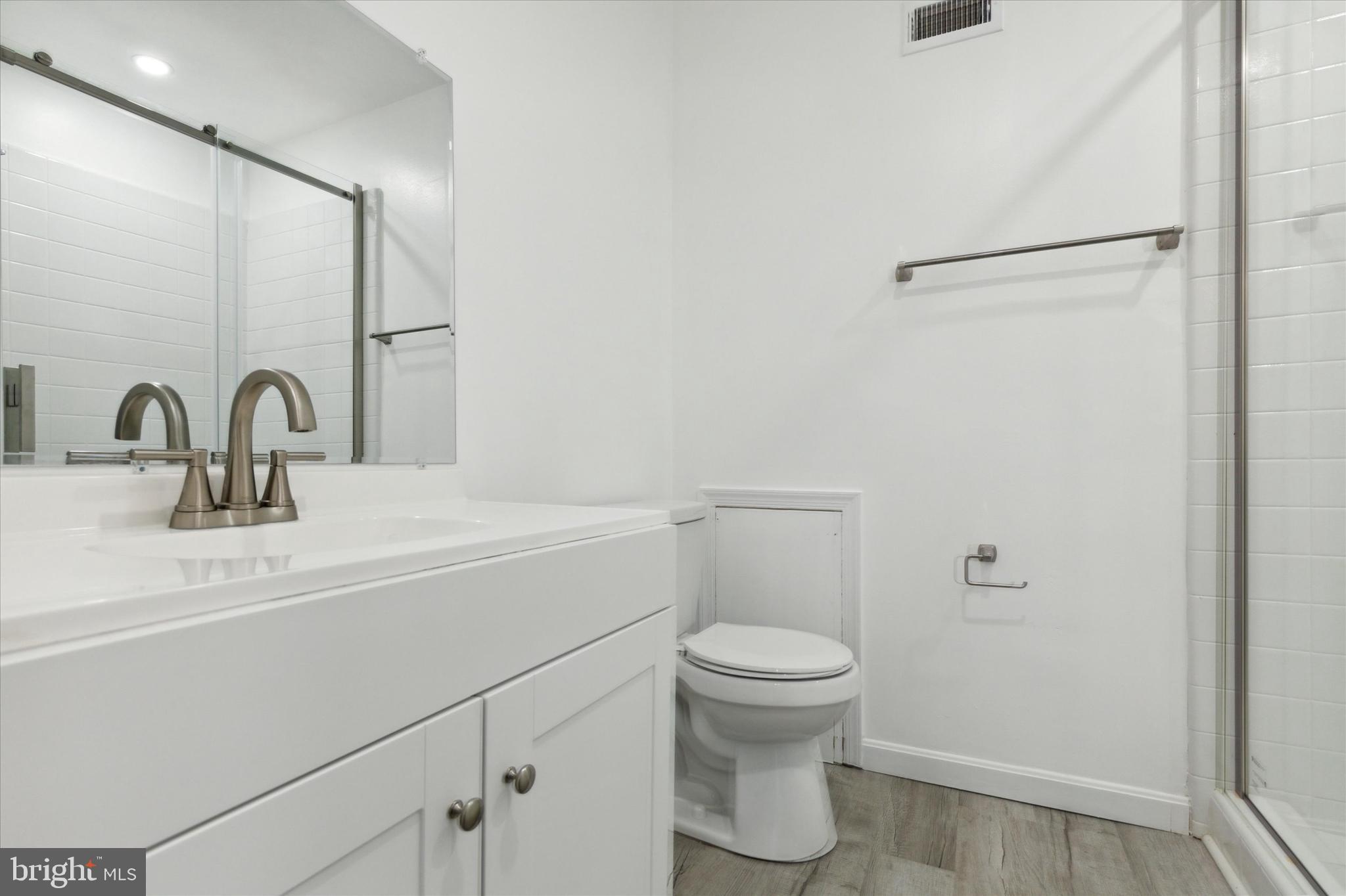 ARROWHEAD - Residential Lease