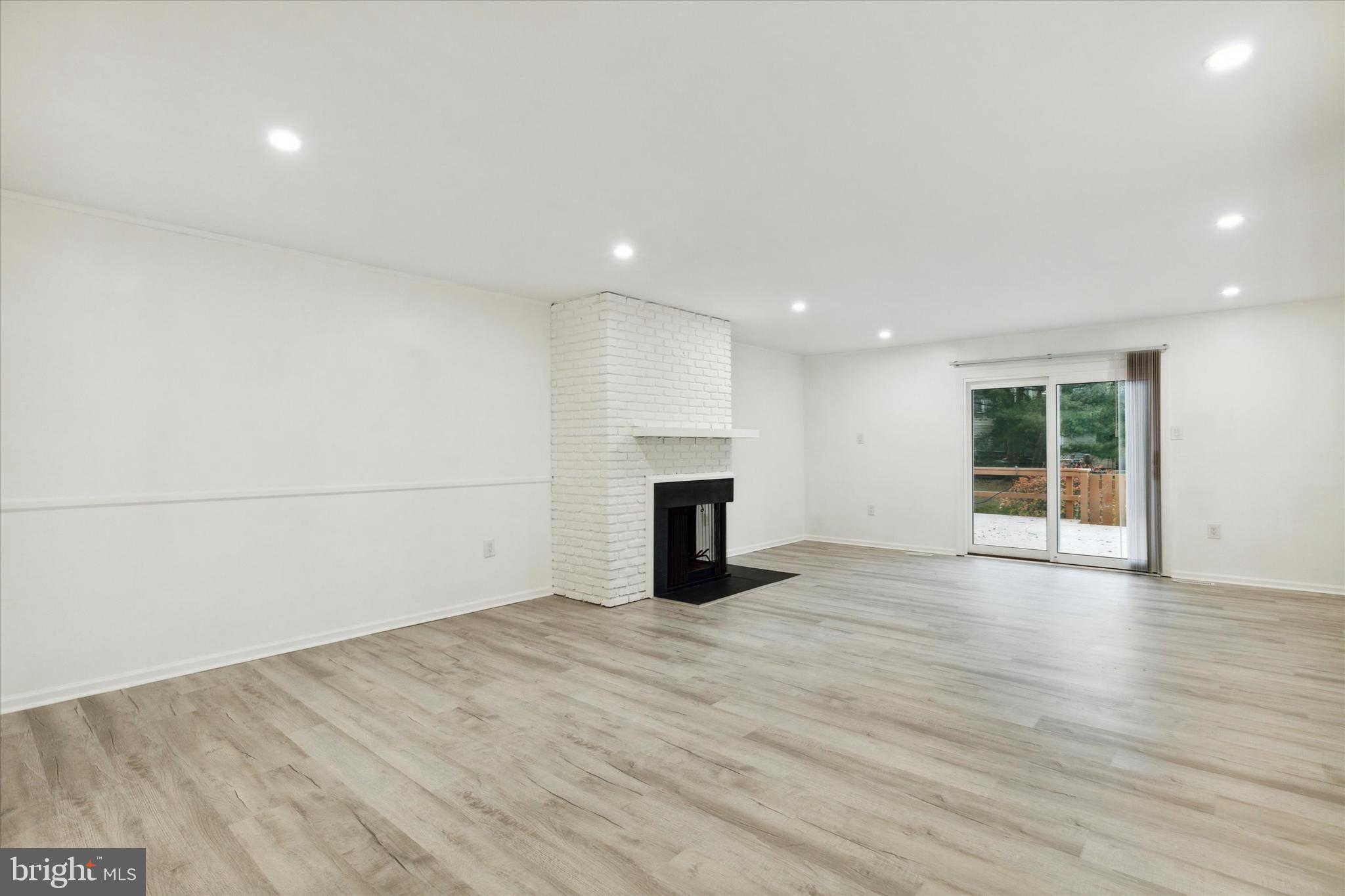 ARROWHEAD - Residential Lease