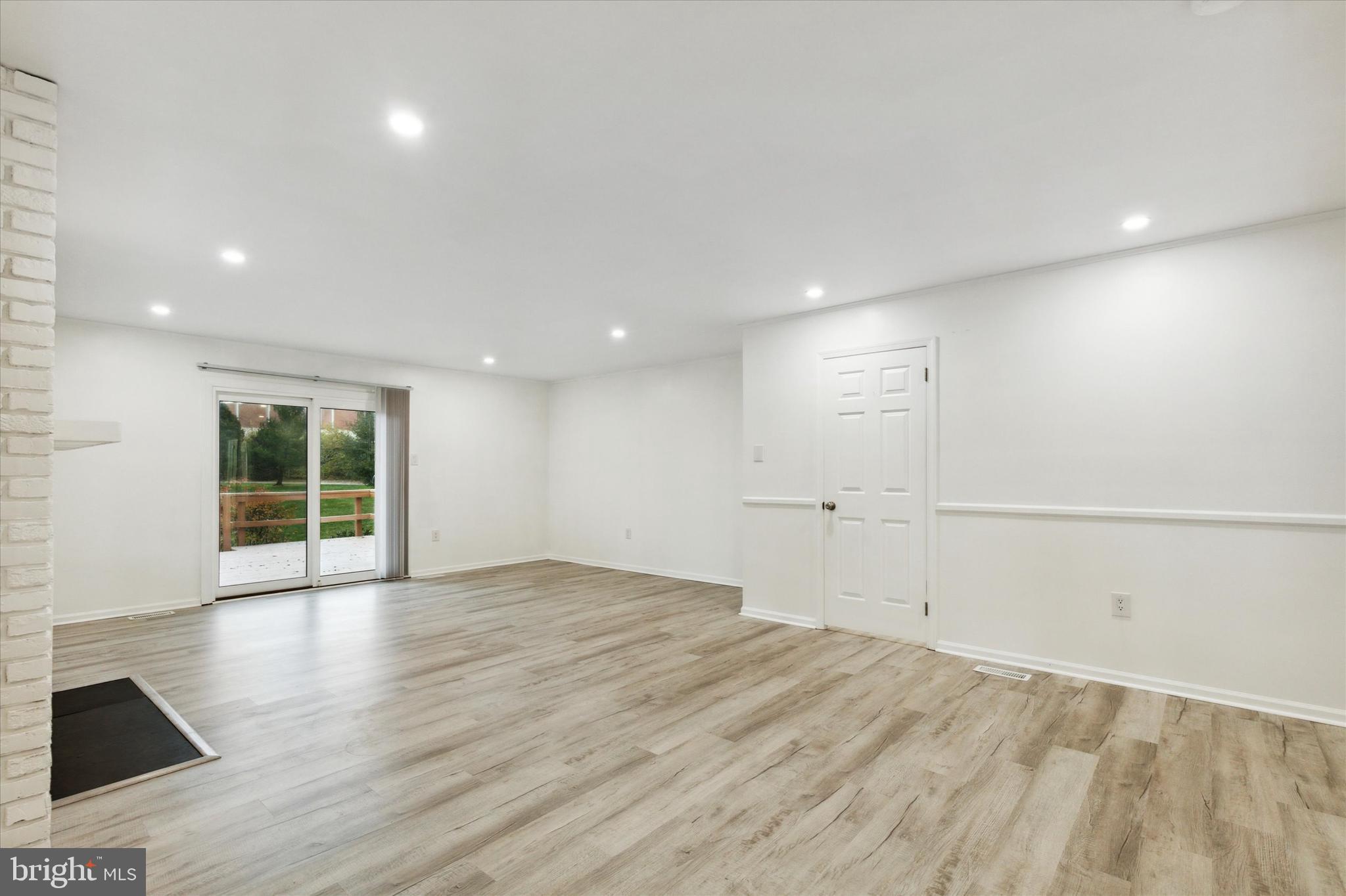 ARROWHEAD - Residential Lease