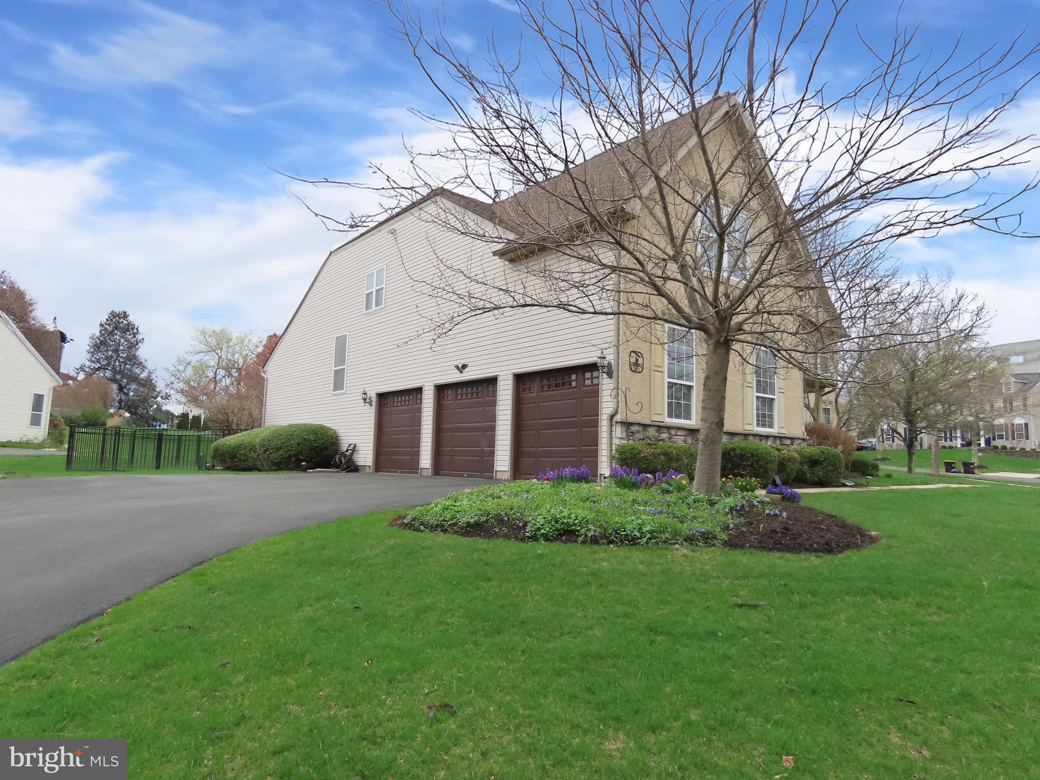 128 BARBARA DRIVE