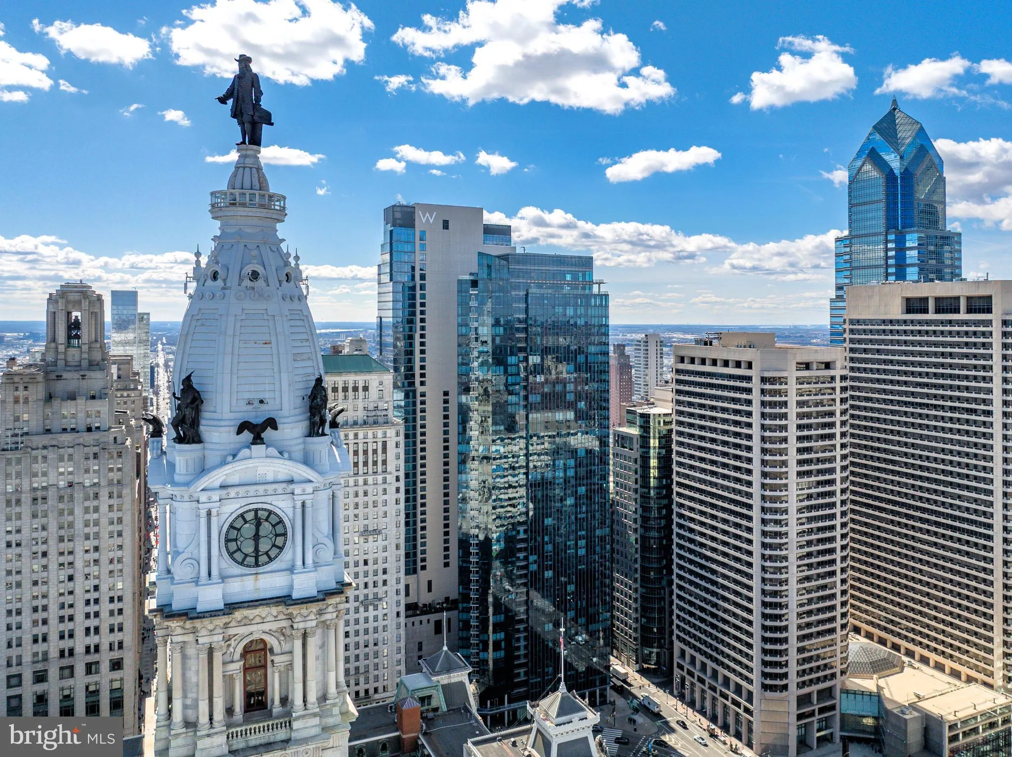 Philadelphia, Pennsylvania 19102, United States, 2 Bedrooms Bedrooms, ,2 BathroomsBathrooms,Residential,Active,82440