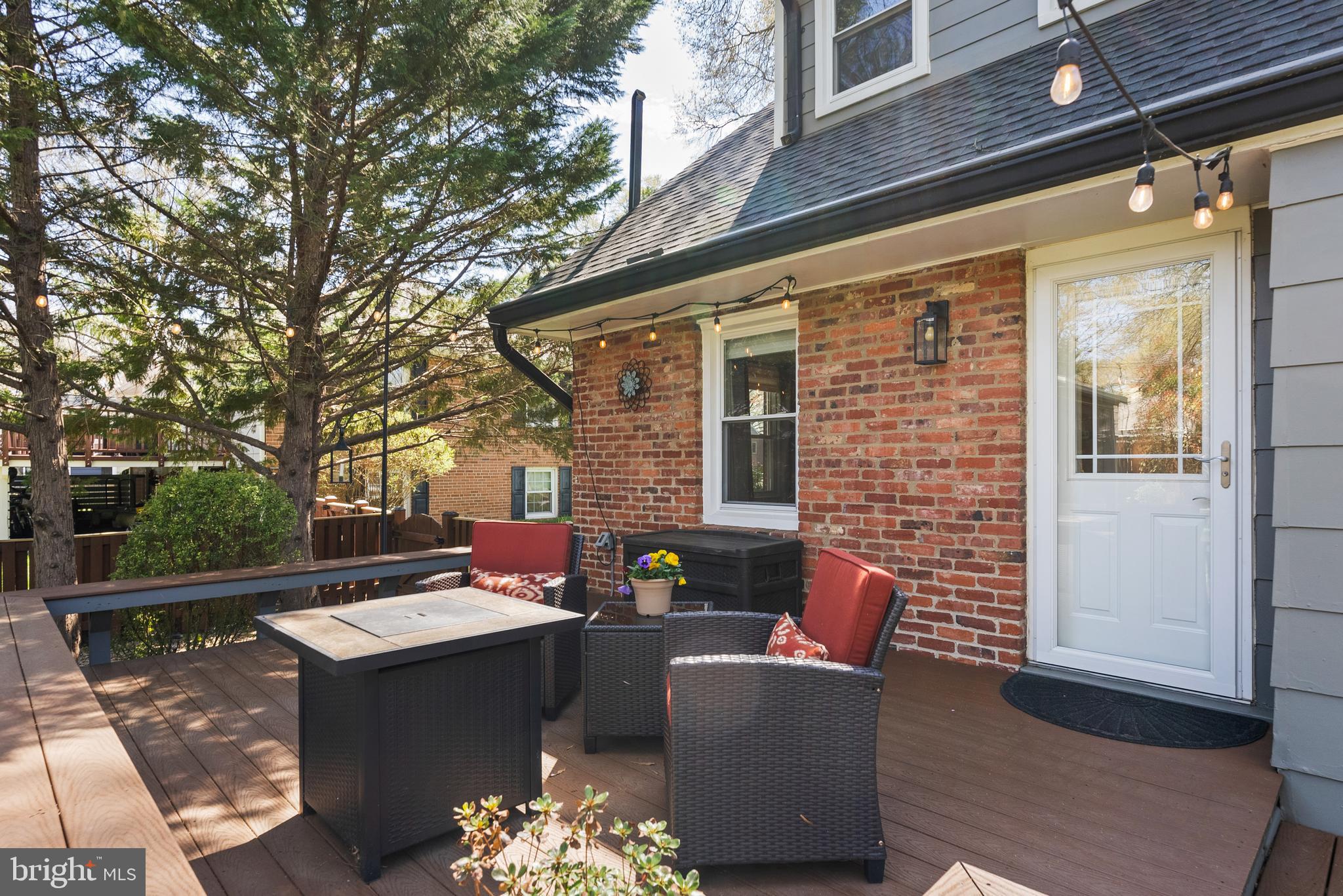 RIVERSIDE GARDENS - Residential