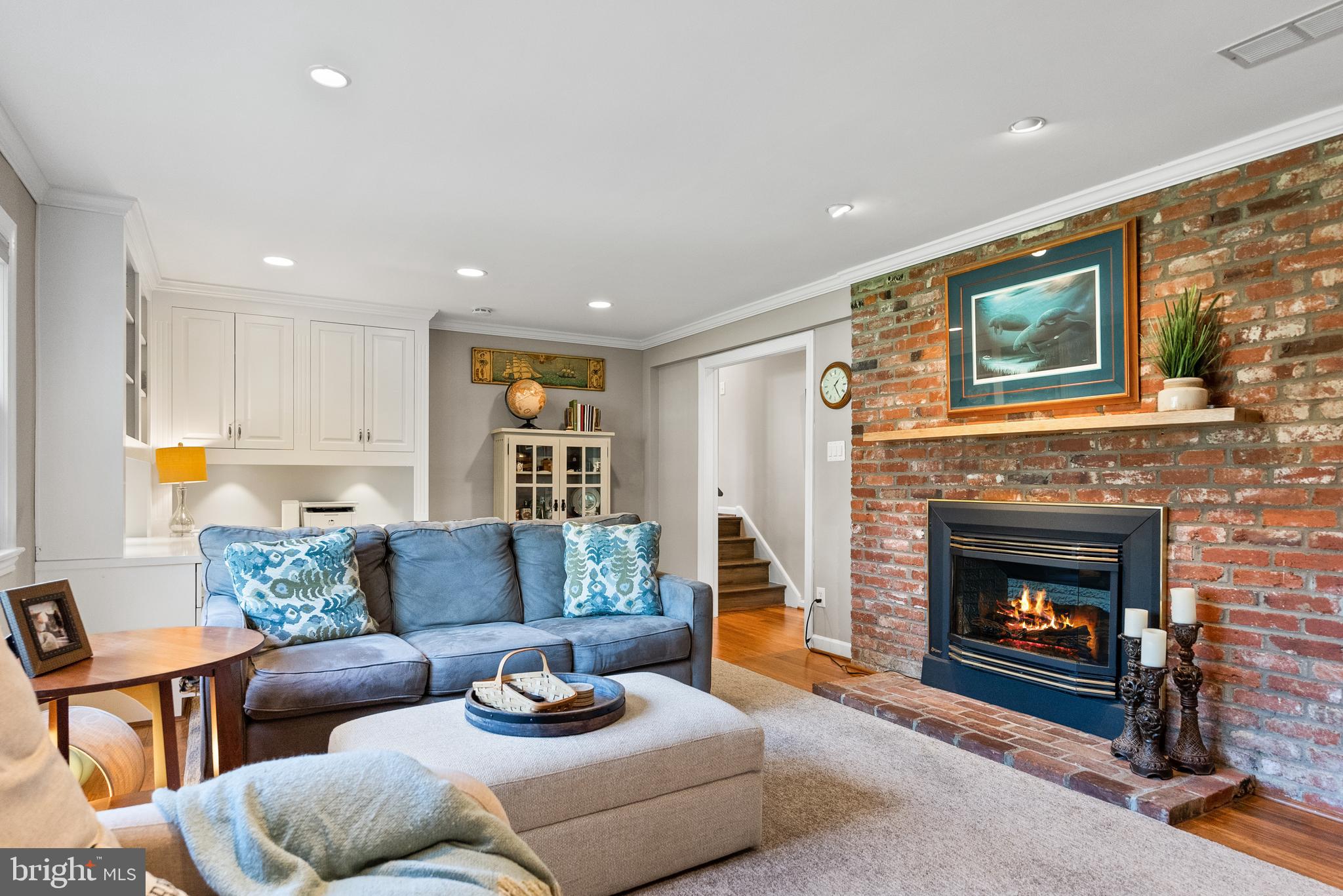 RIVERSIDE GARDENS - Residential