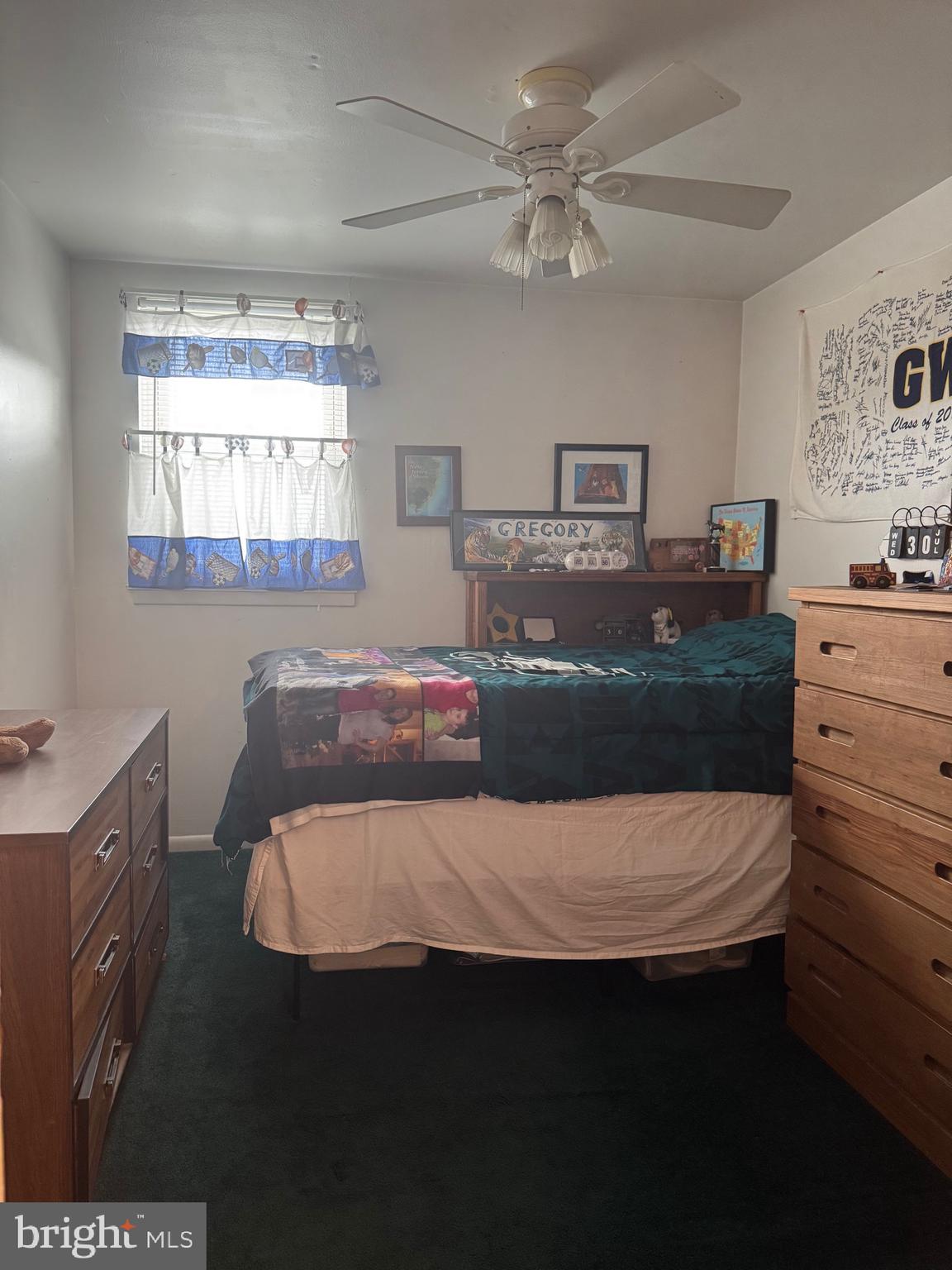 FOX CHASE - Residential