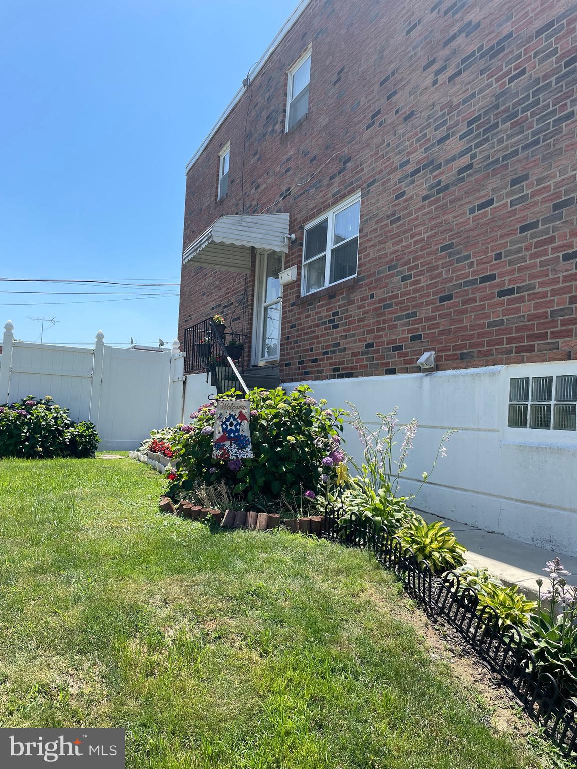 FOX CHASE - Residential