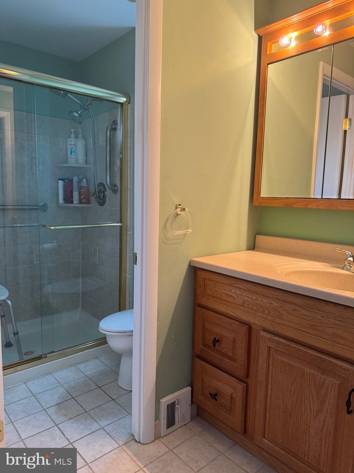 FOX CHASE - Residential