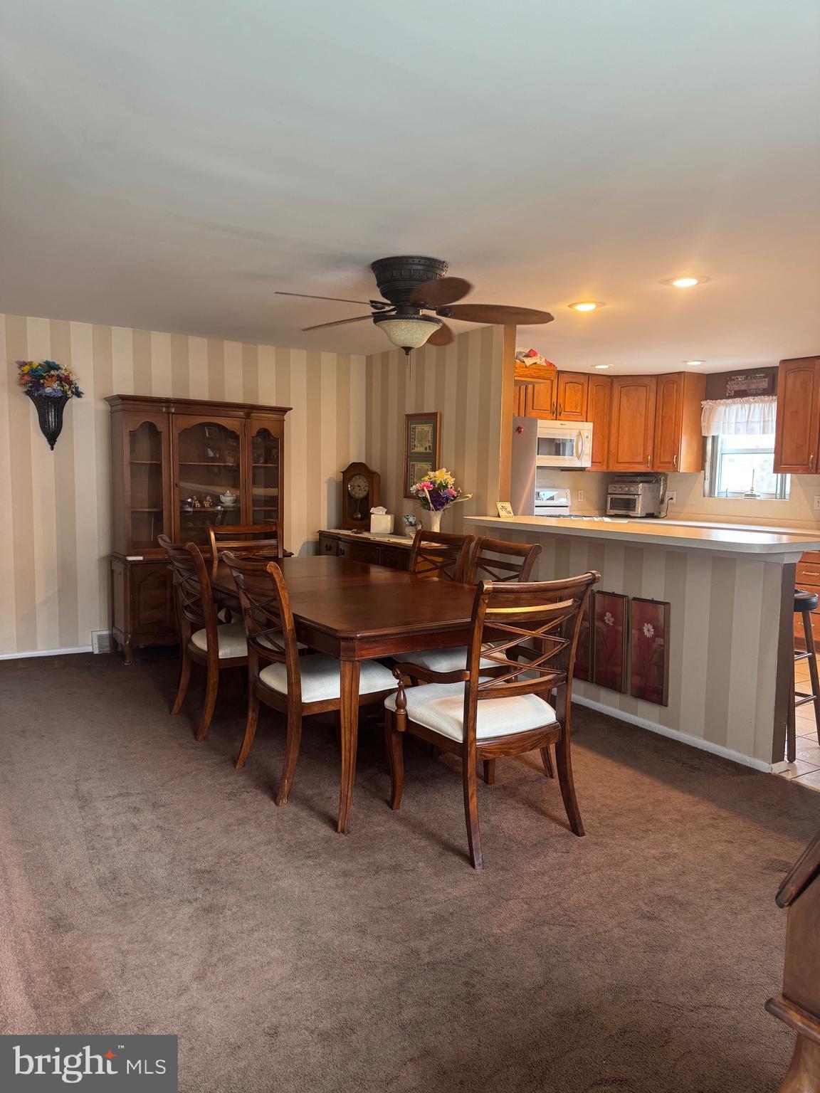 FOX CHASE - Residential