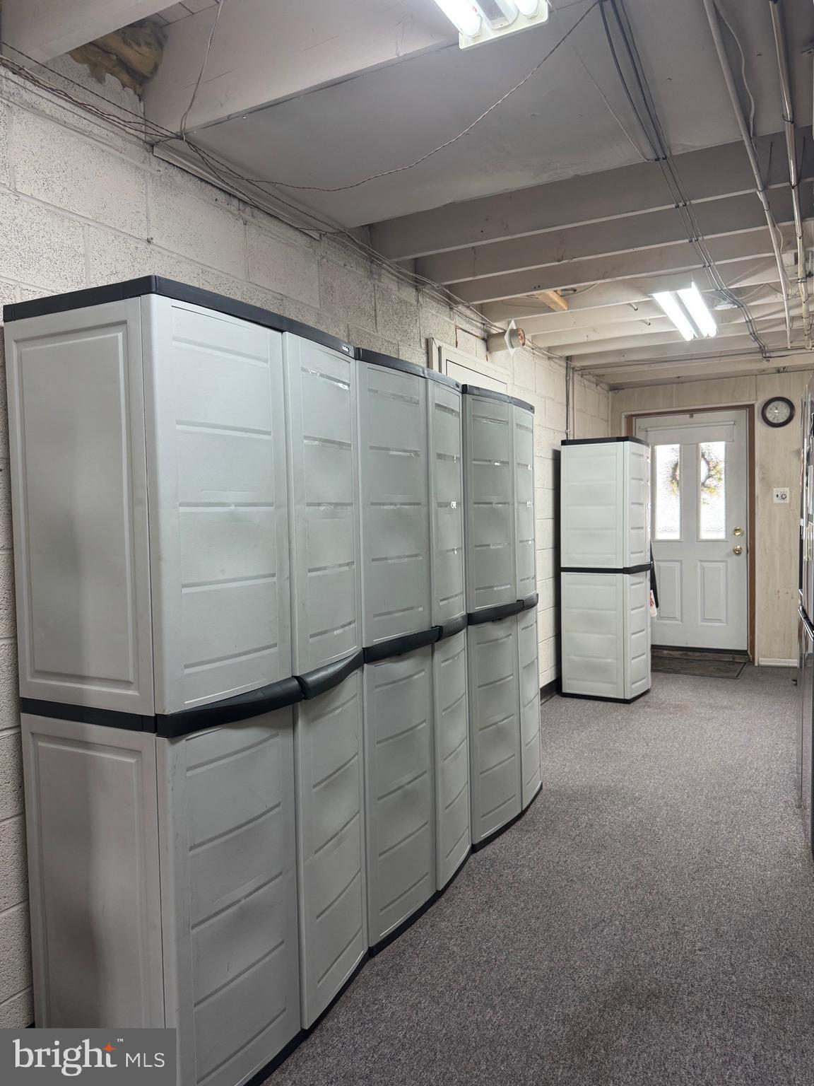 FOX CHASE - Residential