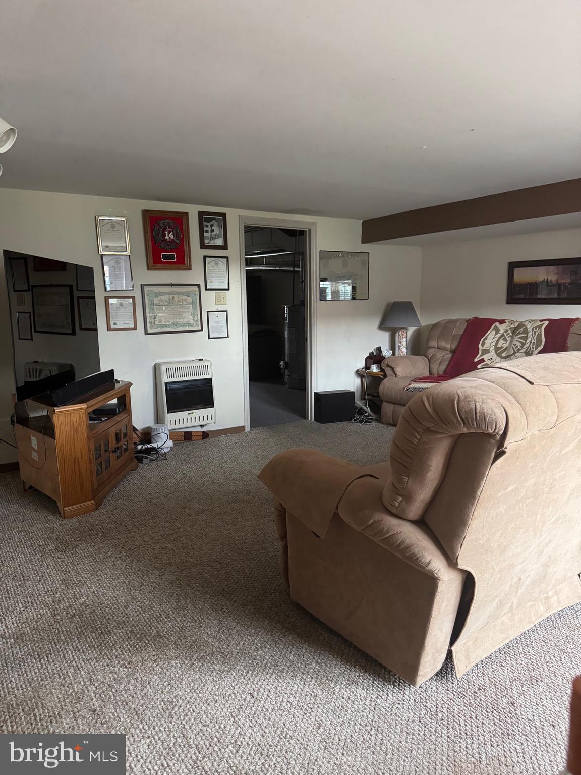 FOX CHASE - Residential