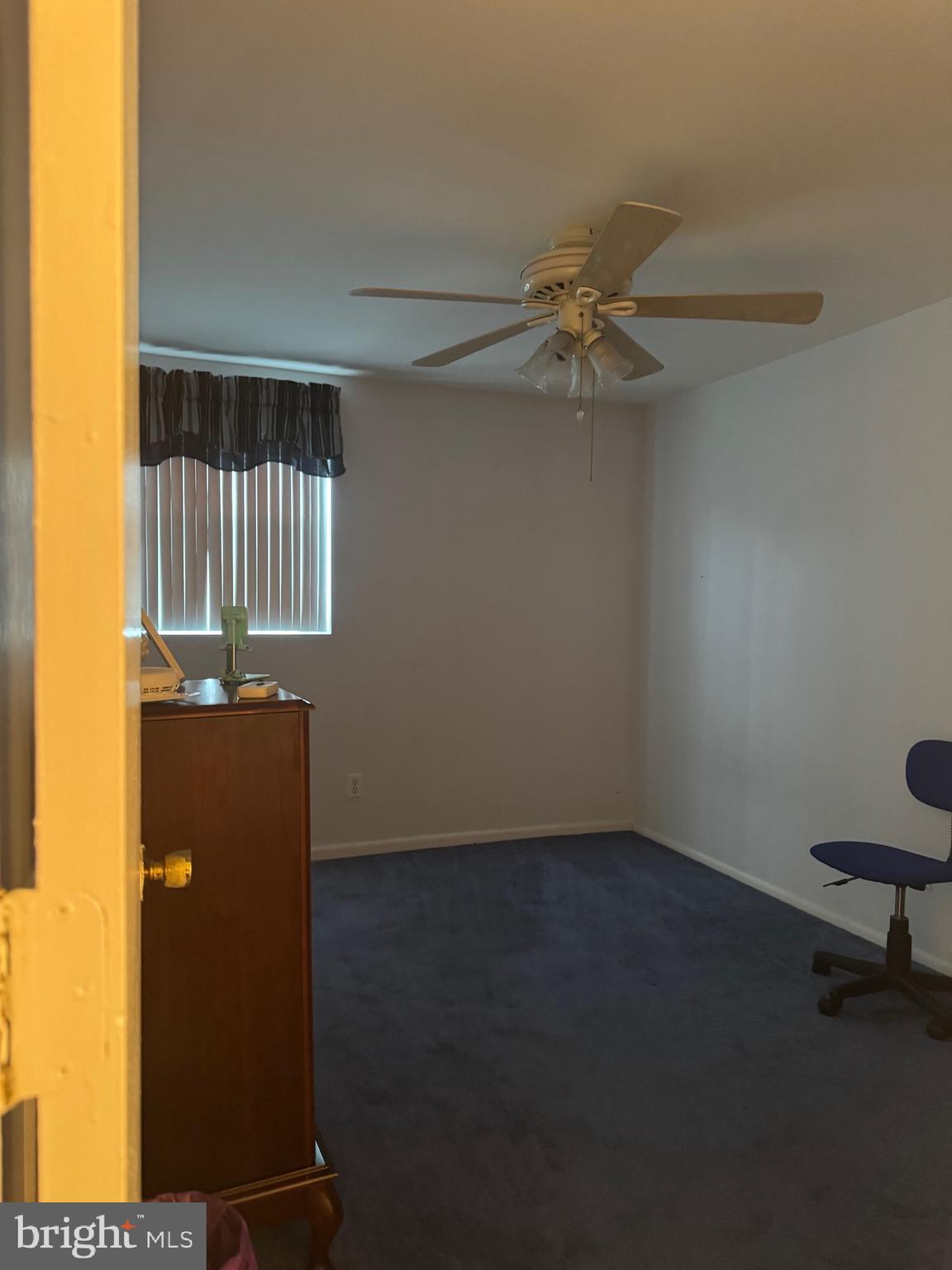 FOX CHASE - Residential