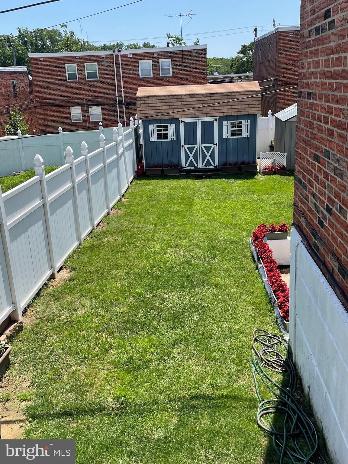 FOX CHASE - Residential