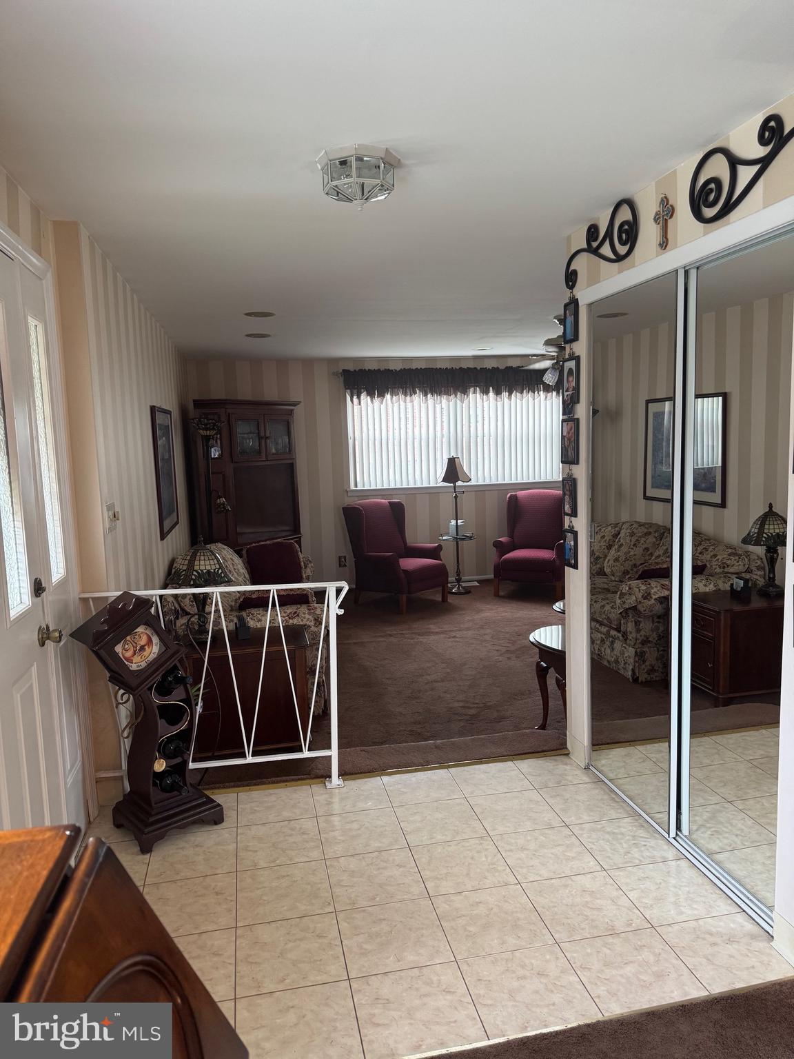 FOX CHASE - Residential